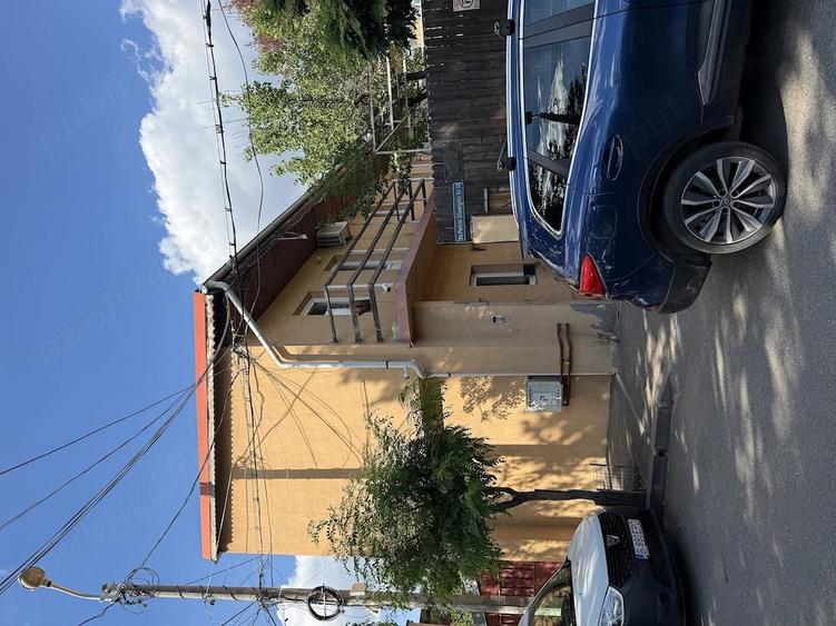Casă cu 3 camere cu Teren 200 Mp în Eroii Revoluției
