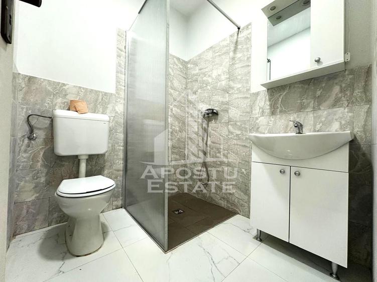 Apartament cu 3 camere decomandat, mobilat în Boul Roșu