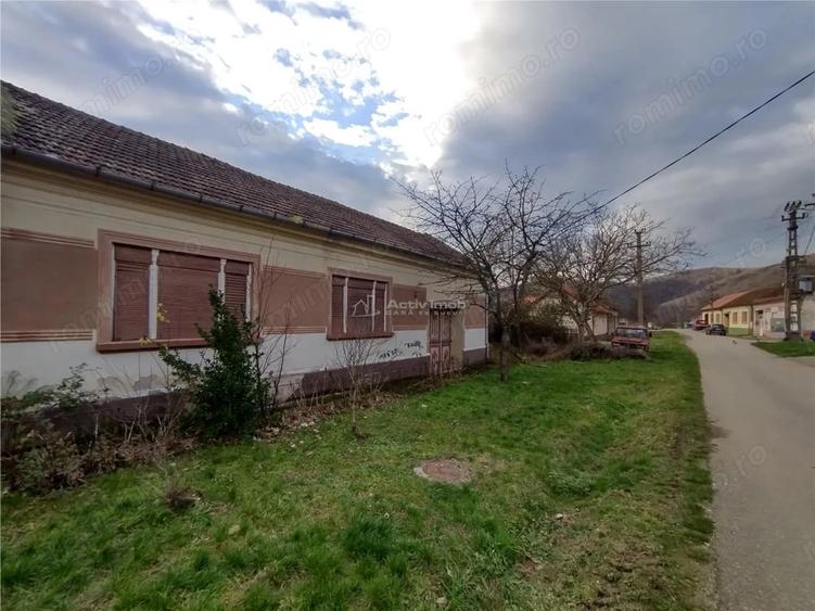 Casă cu Teren 40 Mp în Bogodinț