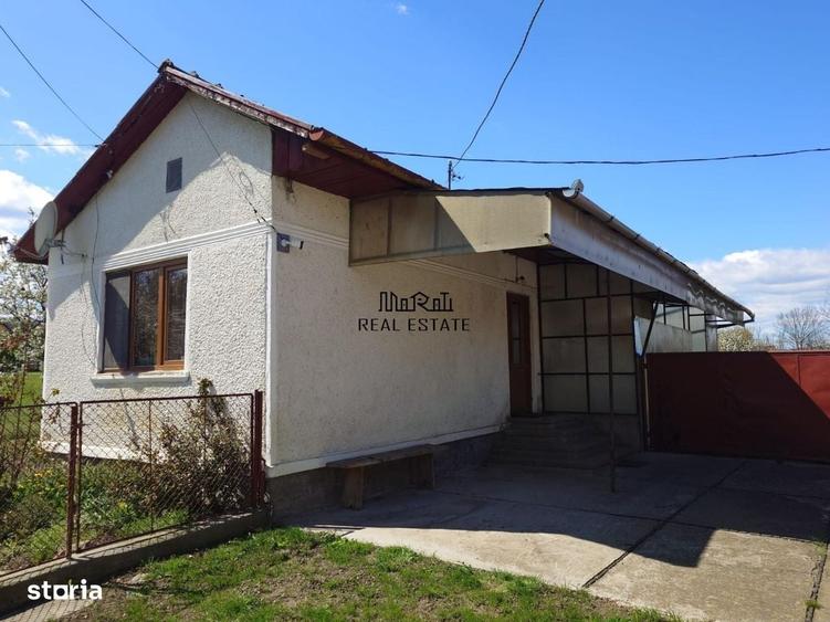 Casă cu 4 camere în Țebea