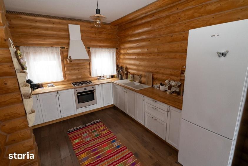 Casă cu 5 camere cu Teren 980 Mp în Central