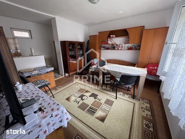 Casă cu 3 camere cu Teren 2084 Mp în Sântimbru