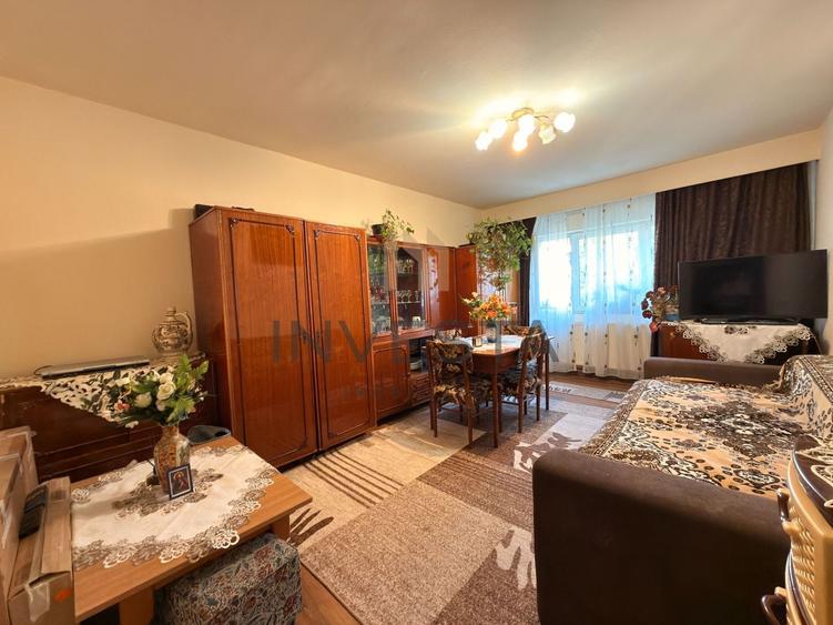 Apartament cu 2 camere decomandat, mobilat în Plopilor
