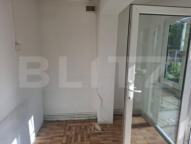 Spațiu comercial, de 25 mp, în Central