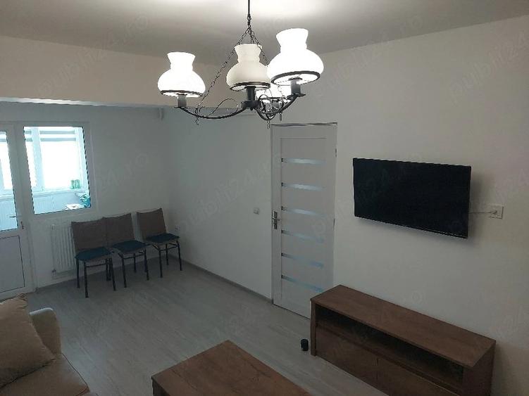 Apartament cu 2 camere semidecomandat în Cornitoiu