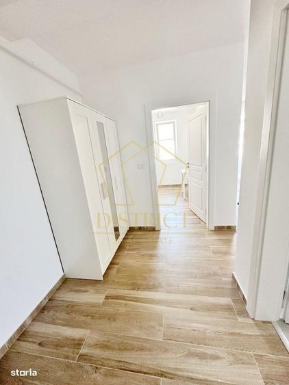 Garsonieră decomandată în Central