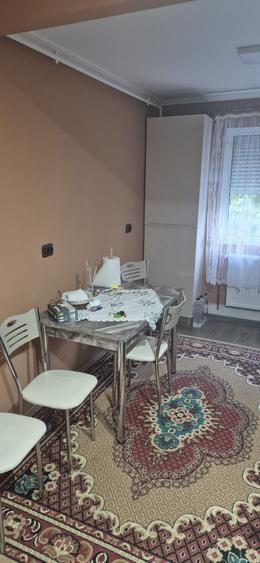 Apartament cu 2 camere nedecomandat în Central