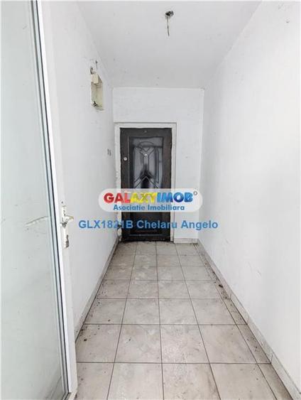 Casă cu 5 camere cu Teren 1000 Mp în 1 Decembrie