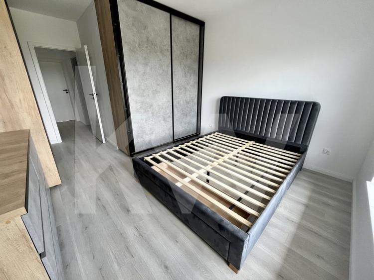 Apartament cu 3 camere semidecomandat în Șelimbăr