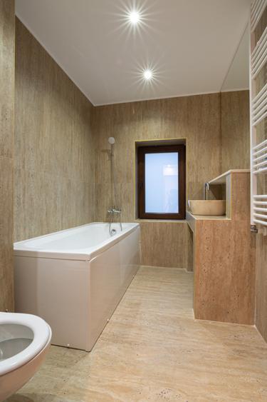 Duplex cu 3 camere cu Canalizare în Tunari
