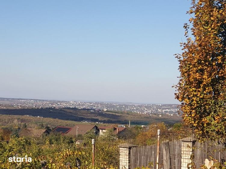 Teren de 2525 mp, în Bârnova