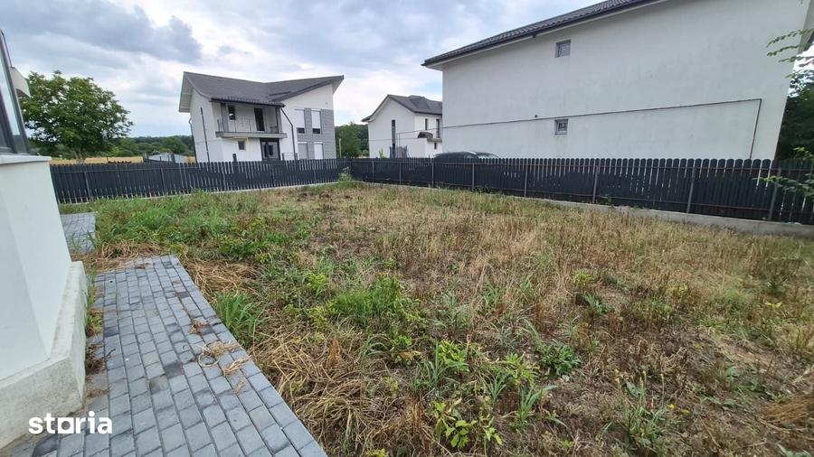 Casă cu 4 camere cu Teren 360 Mp în Snagov