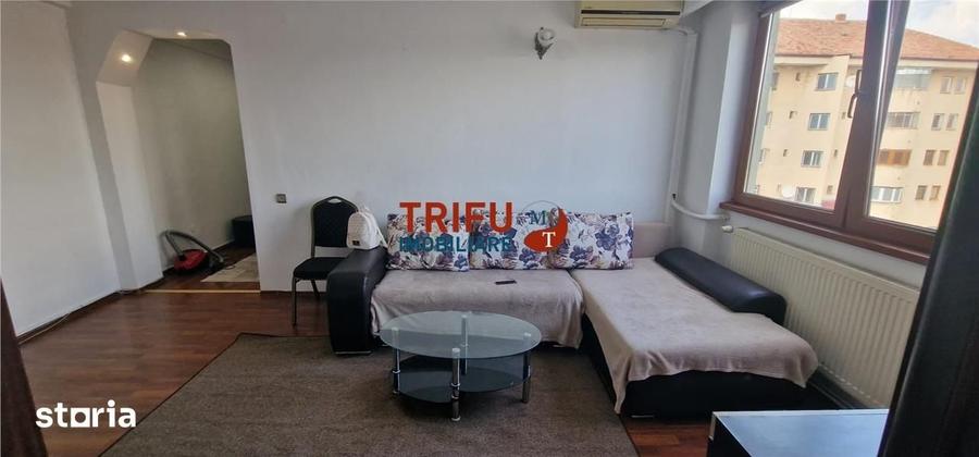 Apartament cu 3 camere decomandat în Central