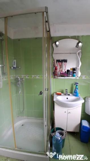 Casă cu 4 camere cu Teren 1600 Mp în Central