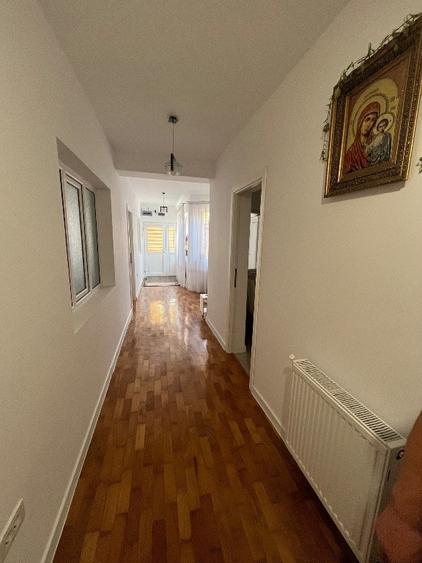 Casă cu 3 camere cu Teren 260 Mp în Central
