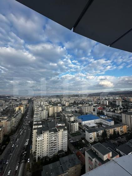 Penthouse cu 4 camere semidecomandat în Mănăștur