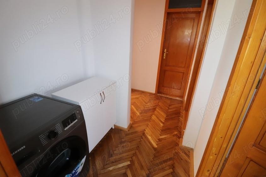 Apartament cu 3 camere decomandat în Șagului