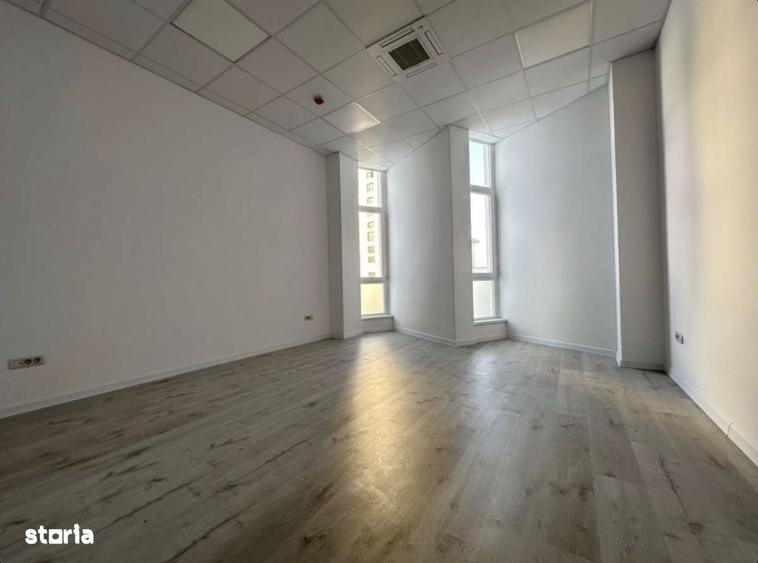 Spațiu comercial, de 20 mp, în Central