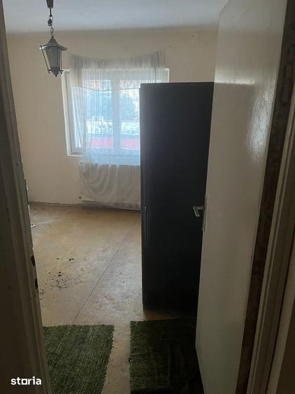 Apartament cu 3 camere în 1 Mai
