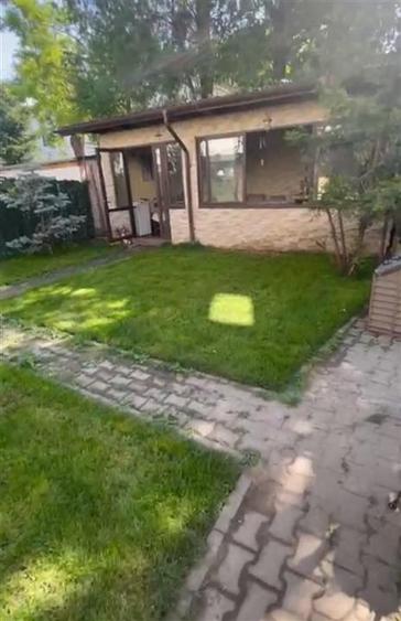 Apartament cu 3 camere decomandat în Apollo