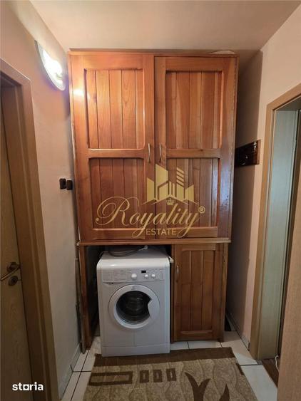 Apartament cu 2 camere, mobilat în Soarelui