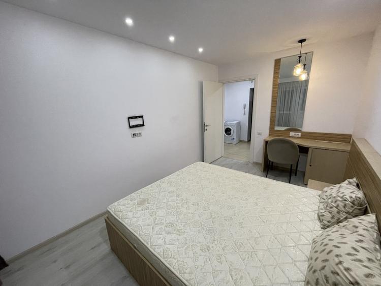 Apartament cu 2 camere decomandat, mobilat în Theodor Pallady