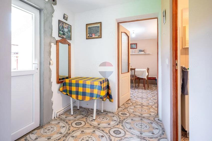 Casă cu Teren 931 Mp în Șinca