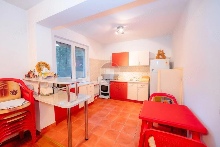 Casă cu Teren 1292 Mp în Drăganu