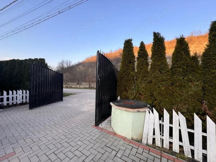 Casă cu Teren 2900 Mp în Trestia