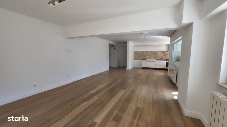 Apartament cu 3 camere în Herăstrău