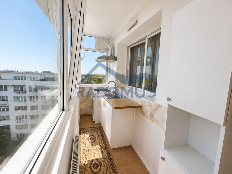 Garsonieră 2 camere | Republicii | 330 €/lună | Etaj 10 - 3