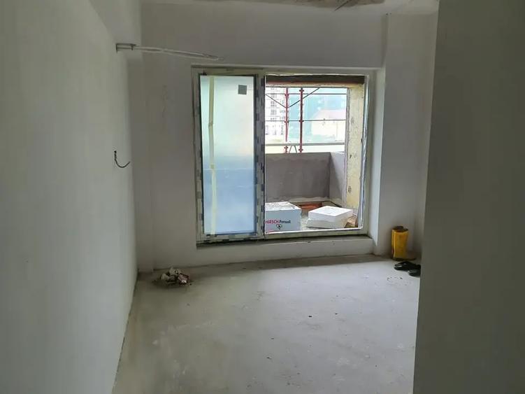 Apartament cu 2 camere decomandat în Theodor Pallady