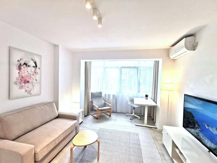 Apartament cu 2 camere decomandat, mobilat în Unirii