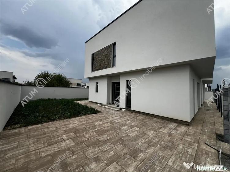 Casă cu 4 camere cu Teren 200 Mp în Vasile Aaron