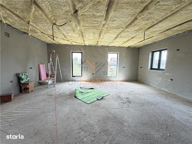 Casă cu 4 camere în Fughiu