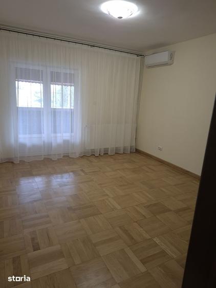 Casă cu 4 camere cu Teren 306 Mp în Dămăroaia