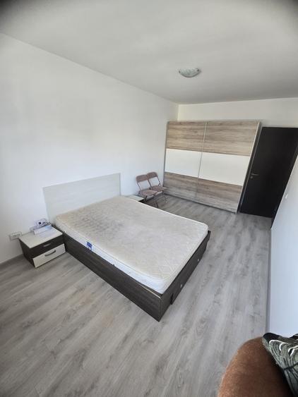Apartament cu 2 camere semidecomandat în Sânpetru