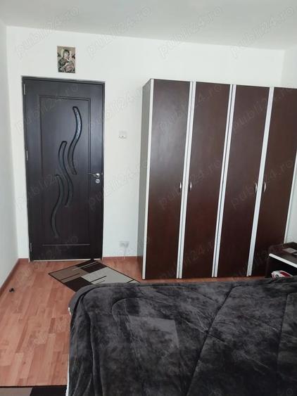 Apartament cu 3 camere decomandat în Vest