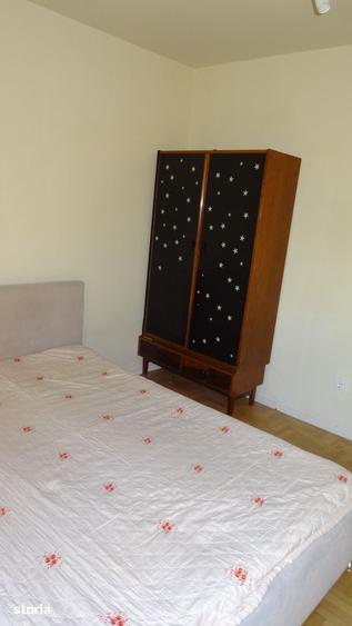 Apartament cu 3 camere semidecomandat în Olimpia-Stadion