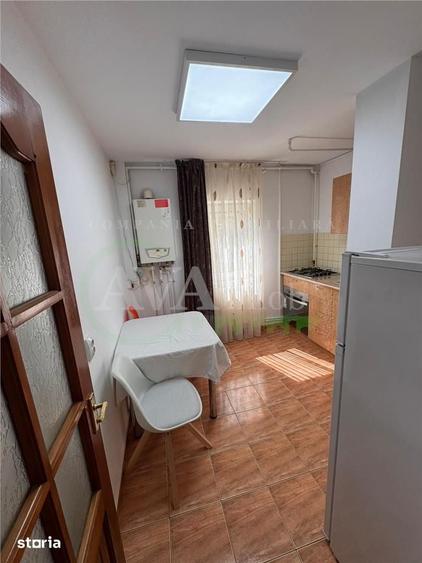 Garsonieră decomandată în Central