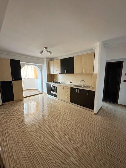 Vand apartament in Gherla str. Gelu