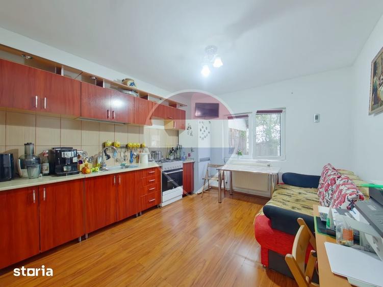 Casă cu 4 camere cu Teren 622 Mp în Bârsana