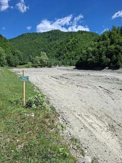 Teren de 6120 mp, în Central
