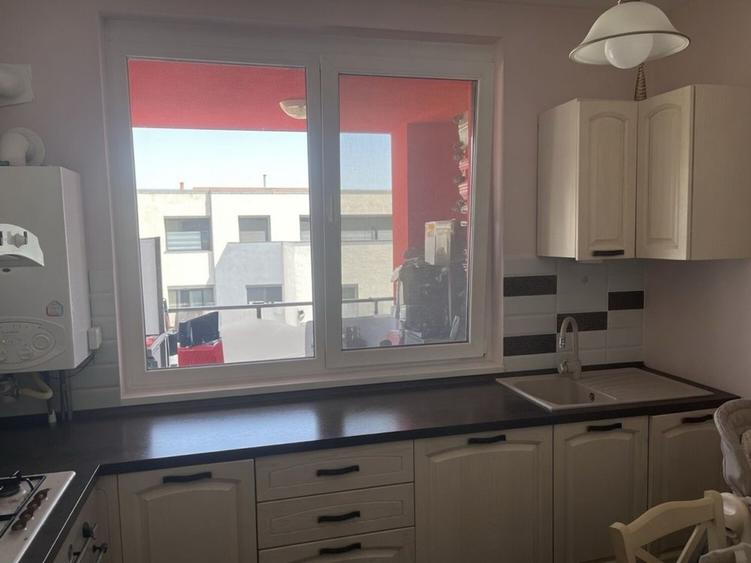Apartament cu 2 camere decomandat în Exterior Vest