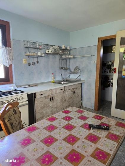 Casă cu 4 camere în Sântuhalm
