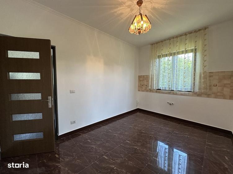 Casă cu 2 camere în Finta