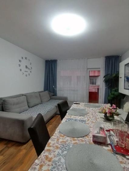 Garsonieră decomandată în Florești