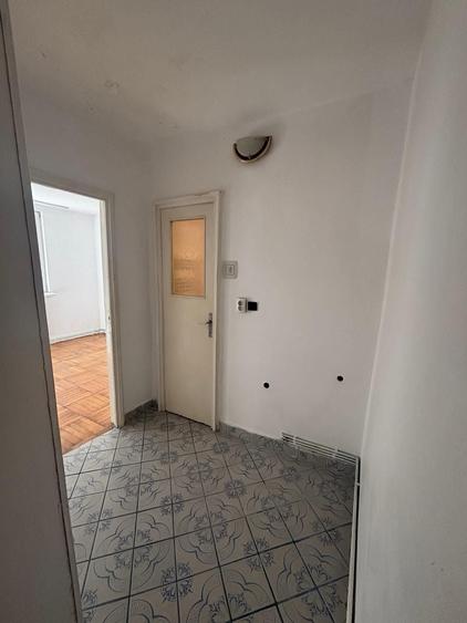 Apartament cu 2 camere decomandat în Mărăței
