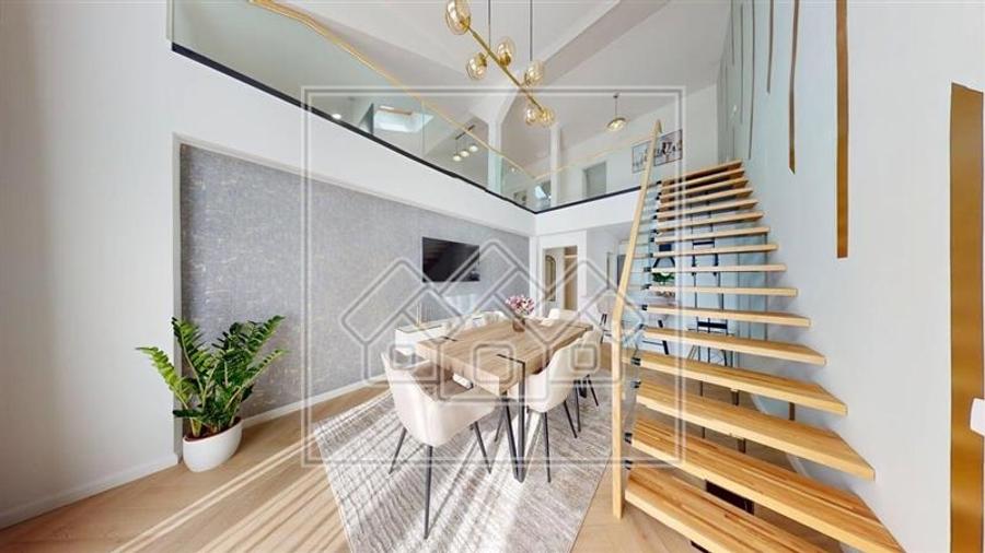 Penthouse cu 5 camere semidecomandat, mobilat în Exterior Vest