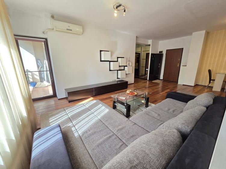 Apartament cu 2 camere semidecomandat în Văcăresti